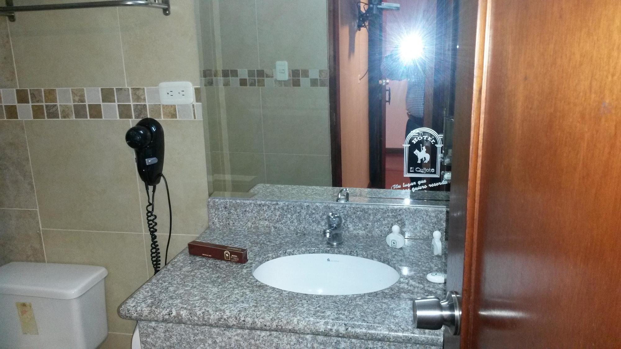 קואנקה Hotel El Quijote מראה חיצוני תמונה